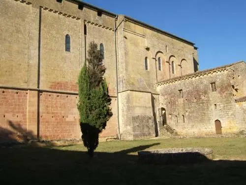 Entre bastides et abbayes - Randonnées & promenades à Saint-Avit-Sénieur