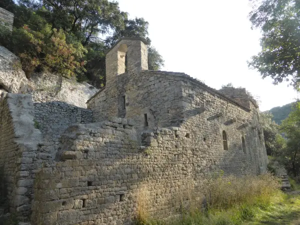 Die Eremitage - Wanderungen & Spaziergänge in Collias