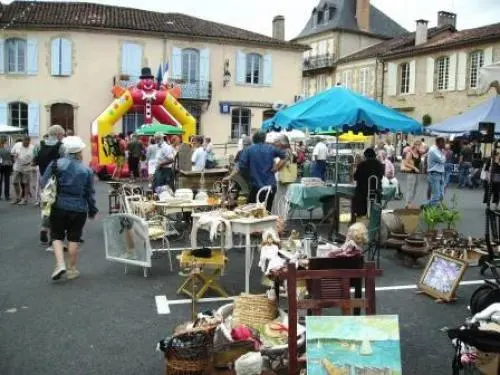 Aignan - Garage in vendita Place du Colonel Parisot