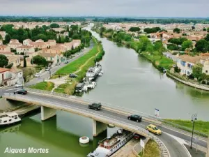 Panorama on the North Canal (© Jean Espirat)