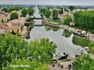 Another view of the North Canal (© Jean Espirat)