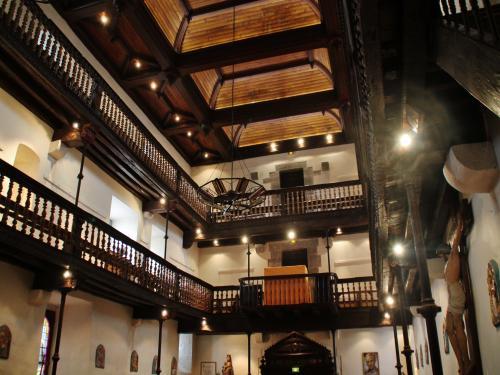 Ainhoa - Interieur van de Notre Dame Hemelvaart