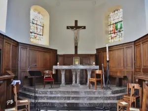 Interieur van de kerk Saint-Laurent