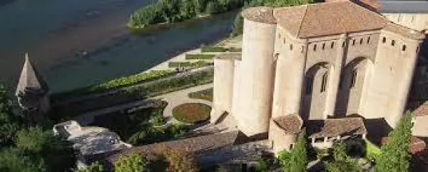 Giardino del Palazzo di La Berbie - Luogo di svago a Albi