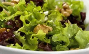 Walnut salad