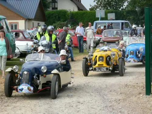 Allouville-Bellefosse - All Caux years with 300 vehicles Retro