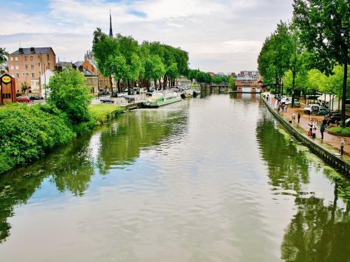 Amiens - Panorama on the Somme channeled (© Jean Espirat)