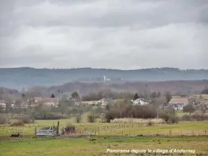 Panorama vanaf Andornay (© Jean Espirat)