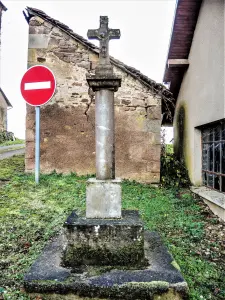 Cruz de camino, fechada en 1724 (© J.E)