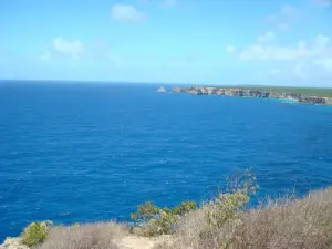 Blick von den Klippen Anse-Bertrand