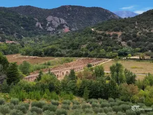 The aqueduct Ansignan