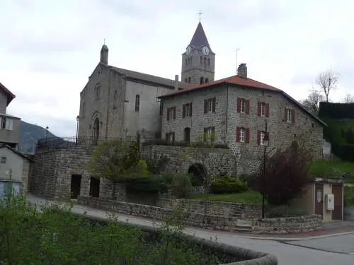 Arcens - Guía turismo, vacaciones y fines de semana en Ardèche