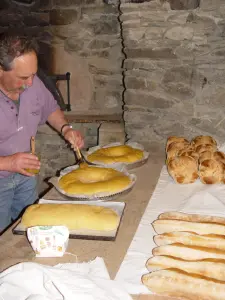 Premiers pains et fouace aveyronnaise
