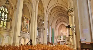 Dentro de la iglesia de Saint-Gery