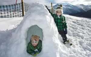 Construction des igloos pour les enfants