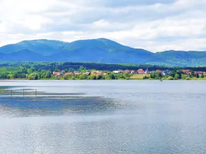 Detrás de Michelbach, el macizo de Rossberg-Tanner-Huebel (© JE)