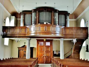 El órgano Schwenkedel de 1934, en la iglesia de Aspach-le-Haut (© JE)