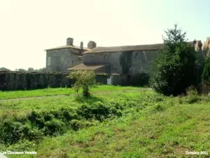 Les Clouzeaux - Château de la Gautronnière du XVe siècle, classé