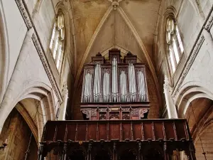 The interior of the Saint-Pierre-et-Saint-Paul church