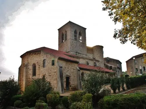 Auzat-la-Combelle - Die Kirche St. Geraud