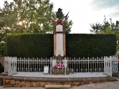 Auzat-la-Combelle - War Memorial