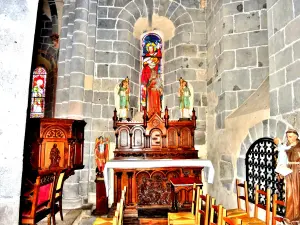 Chapelle de Notre-Dame, dans l'église (© J.E)