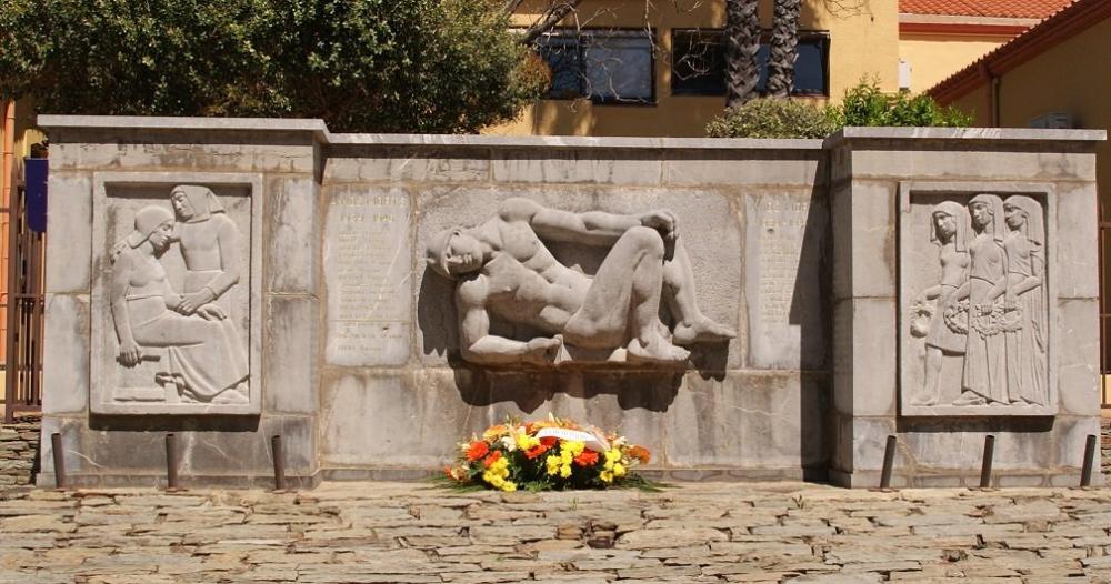 Banyuls-sur-Mer - Monument aux Morts