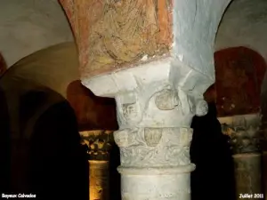 Historic capitals of the crypt of the eleventh century.