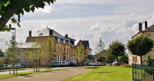 Bazeilles - Führer für Tourismus, Urlaub & Wochenende in den Ardennes