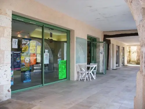 Tourist Office Porte d’Aquitaine - Information point in Beauville