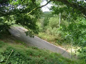 Tal der Aff, der rutschige Felsen