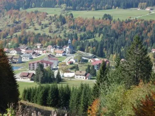 Bellefontaine - The village of Bellefontaine seen from the top of the ski lifts