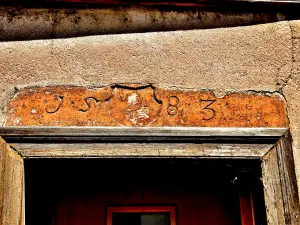 Door lintel, dated (© J.E)