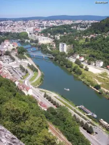 North-West side of the city seen from the ramparts of the citadel (© Jean Espirat)