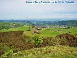 Panorama dal Puy de Pertuyzat (© Jean Espirat)
