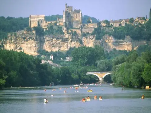 Beynac-et-Cazenac - Village de Beynac