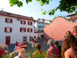 Pelote basque à main nue sur le fronton