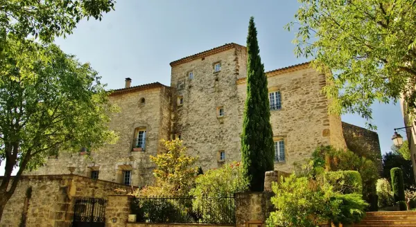 Blauzac - Guía turismo, vacaciones y fines de semana en Gard