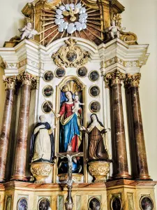 Altar de la Virgen, en la iglesia (© JE)