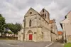 Church Saint-Martin - Monument in Bourg-et-Comin