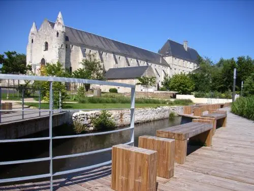 Bourgueil - Guía turismo, vacaciones y fines de semana en Indre y Loira