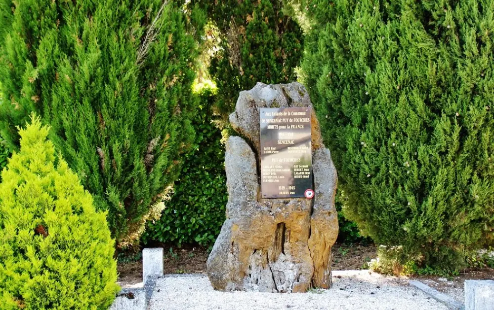 Brantôme en Périgord - Sencenac-Puy-de-Fourches - Monument aux Morts