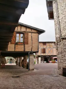 Place des Arcades