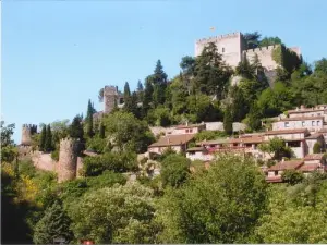 Dorf Castelnou