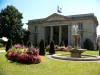 Castillon-la-Bataille - The town hall