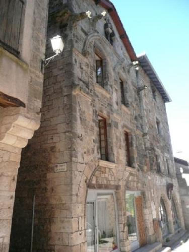 Caylus - En bas de la rue Droite - Maison médiévale
