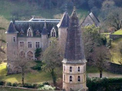 Caylus - Le château moderne