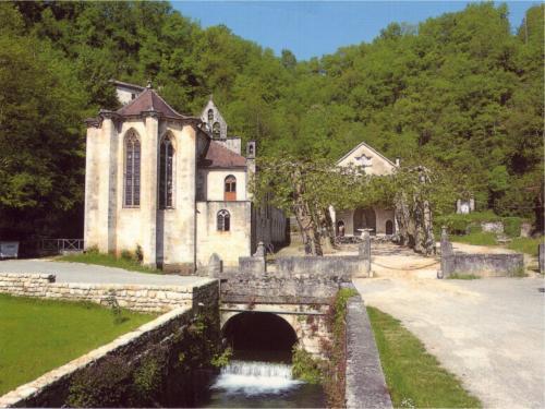Caylus - Sanctuaire Notre-Dame de Livron à Saint-Pierre-de-Livron