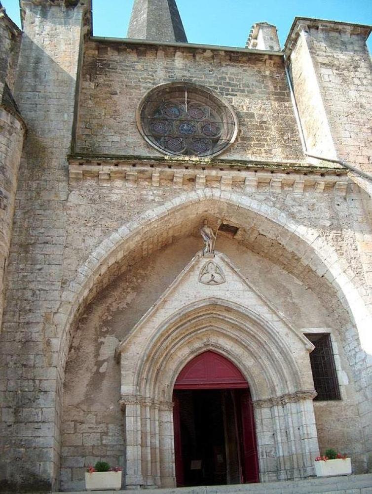 Caylus - Porche de l'église Saint-Jean-Baptiste de Caylus