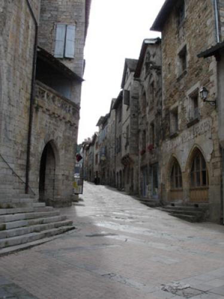 Caylus - La rue Droite